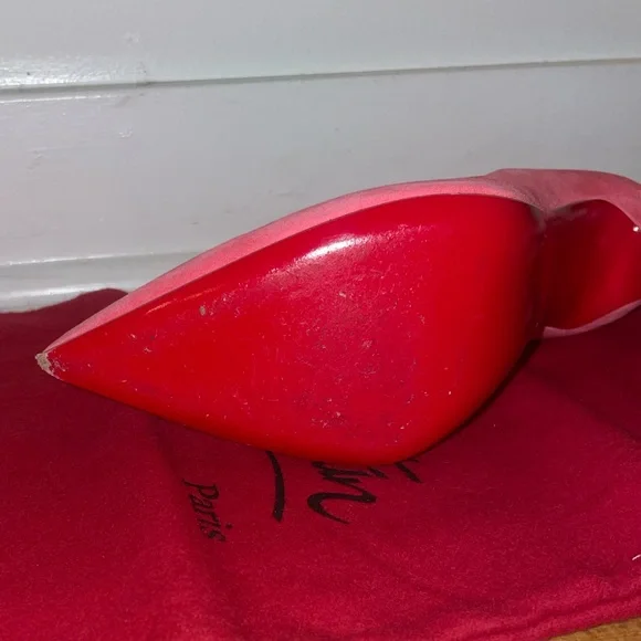 Christian Louboutin Pink Suede So Kate Heels - Picture 7 of 8